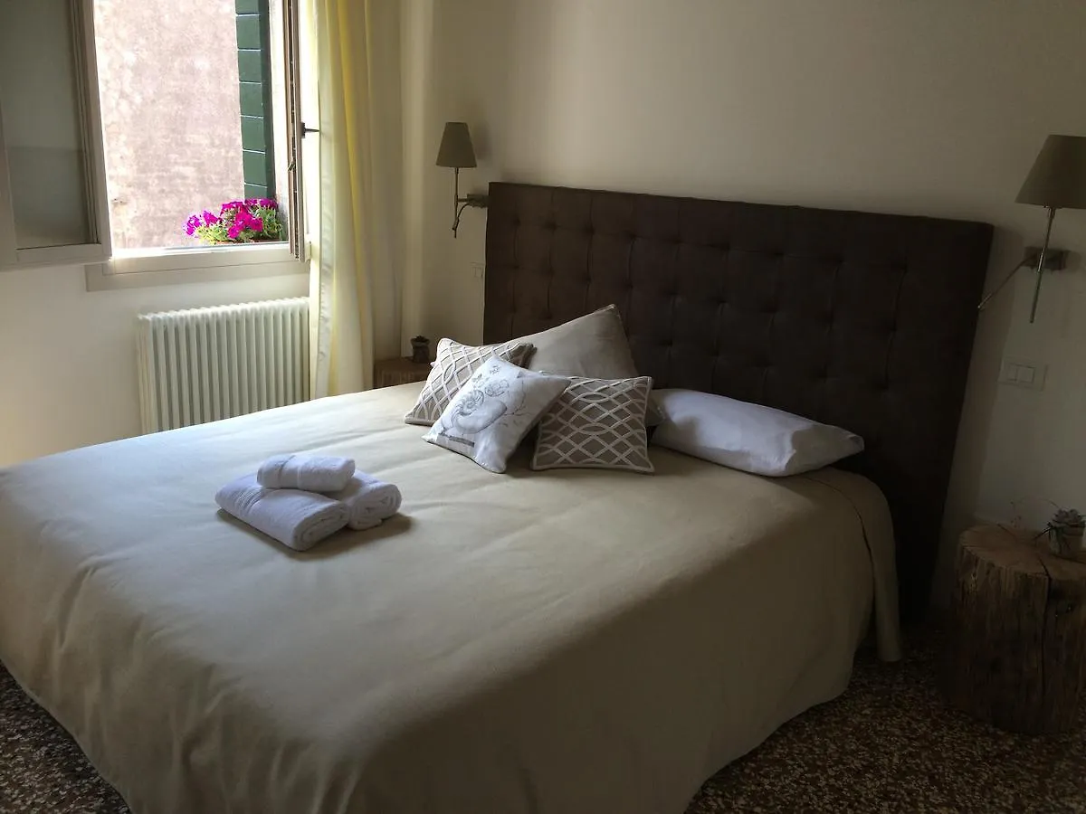 B&B Al Pozzo Di Luce Venice Bed & Breakfast