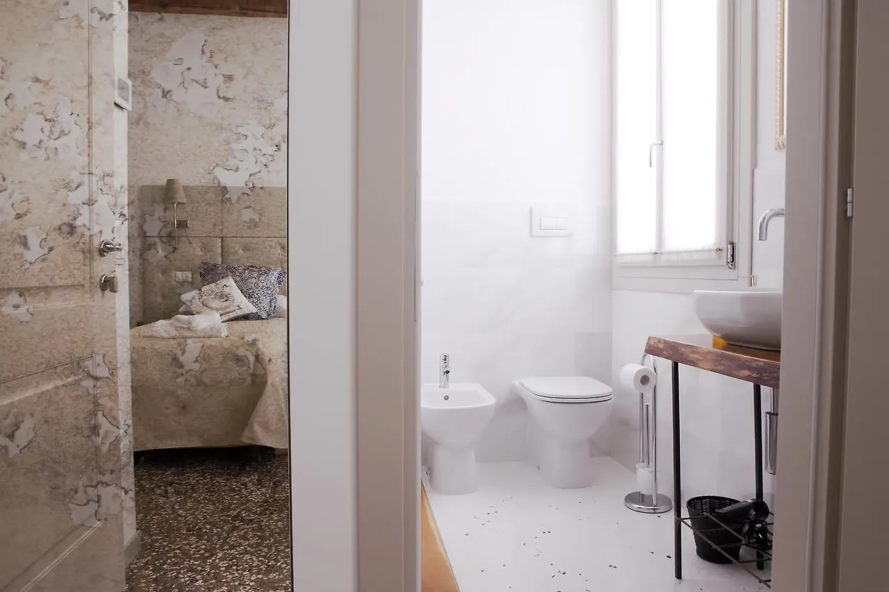 B&B Al Pozzo Di Luce Venice Italy