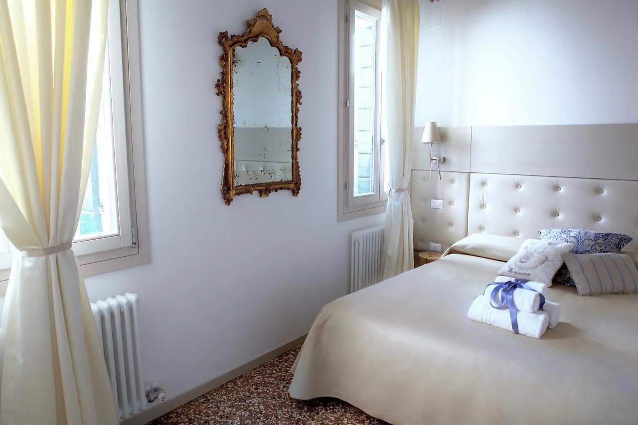 B&B Al Pozzo Di Luce Venice Bed & Breakfast