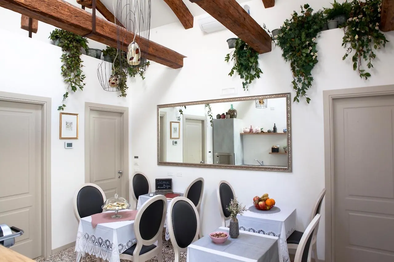 B&B Al Pozzo Di Luce Venice Italy