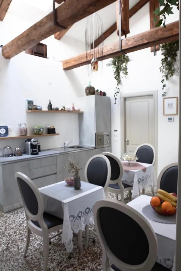 B&B Al Pozzo Di Luce Venice 2*,