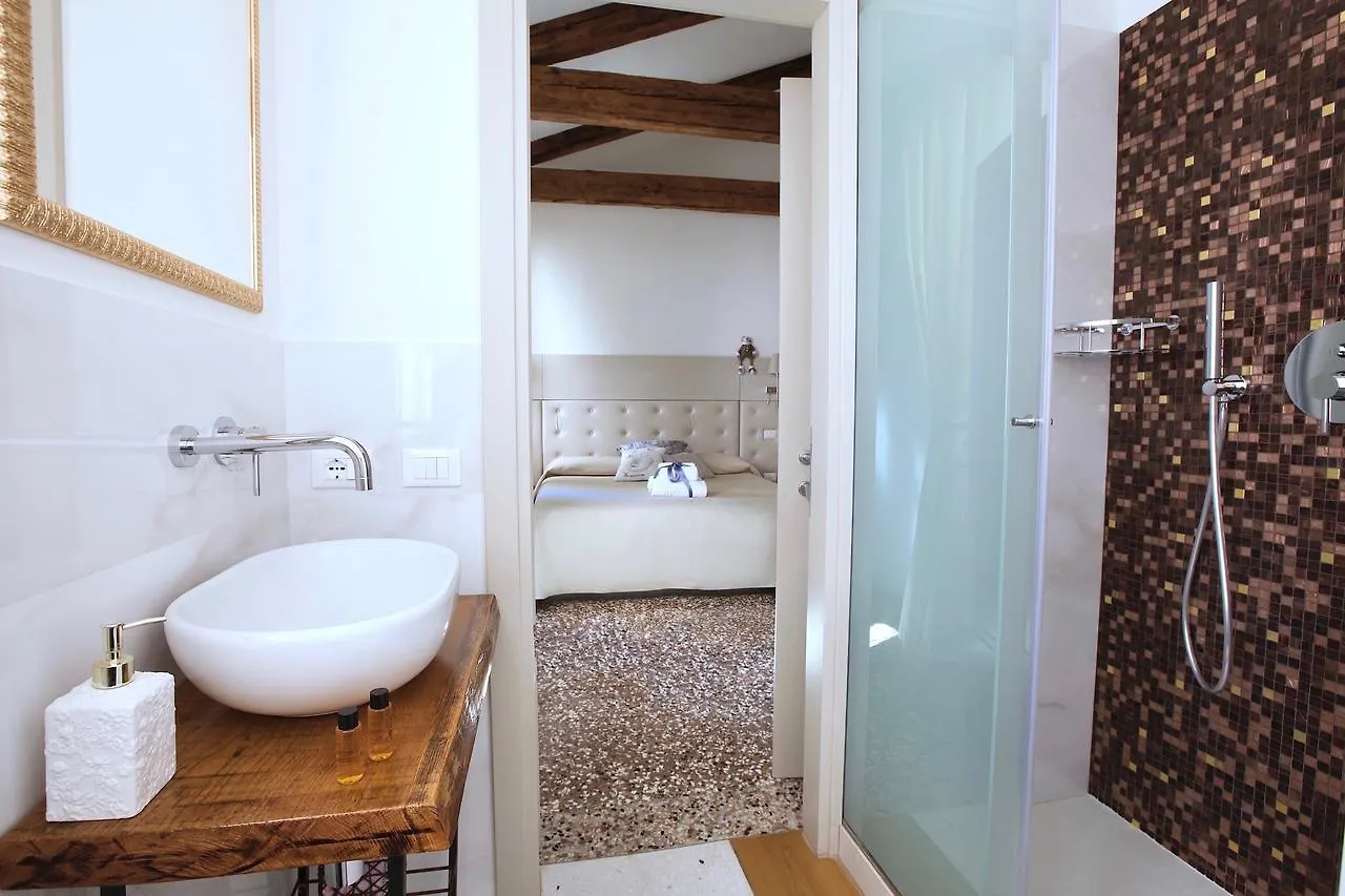 B&B Al Pozzo Di Luce Venetië 2*,